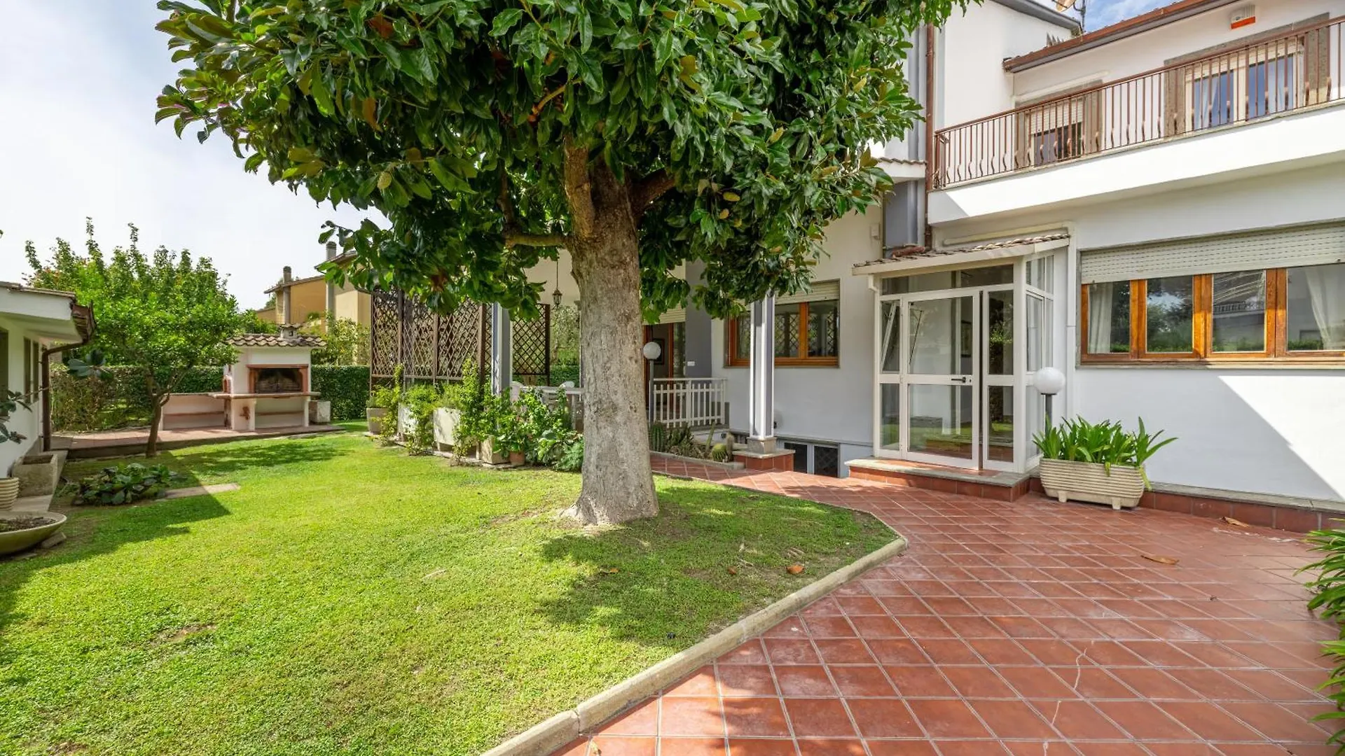 Spaziosa Villa Con Piscina, Bbq E Campi Da Tennis Per Famiglie E Gruppi Di Amici Casal Palocco