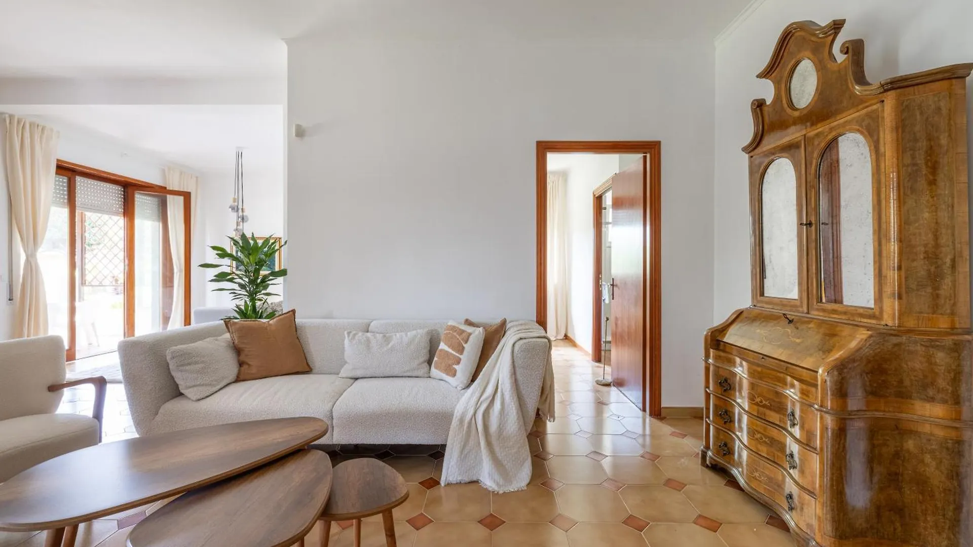 Spaziosa Villa Con Piscina, Bbq E Campi Da Tennis Per Famiglie E Gruppi Di Amici Casal Palocco 0*,