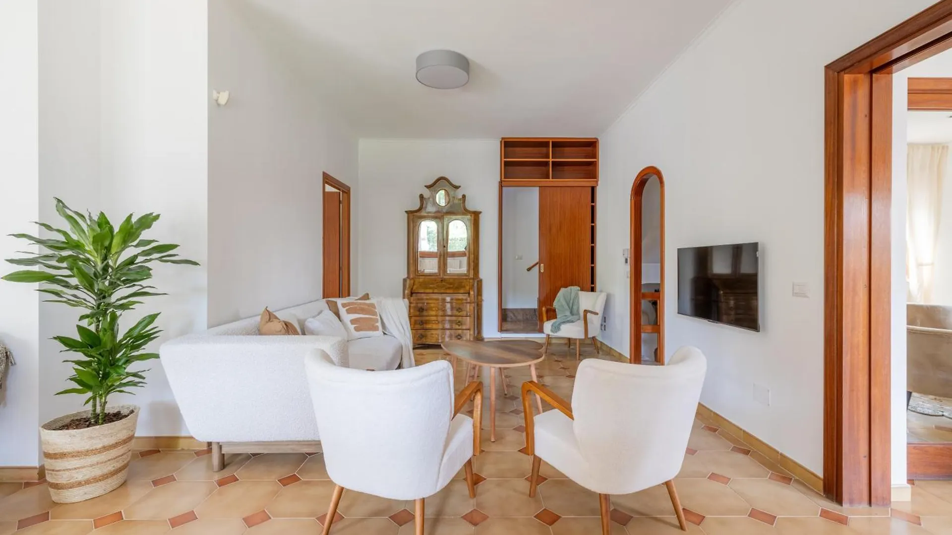 Spaziosa Villa Con Piscina, Bbq E Campi Da Tennis Per Famiglie E Gruppi Di Amici Casal Palocco